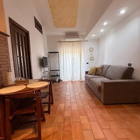Loft 55 * فيوميتشينو